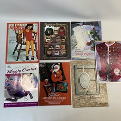 Lot Of 7 Mixed Techniques Pattern Booklets Leaflets Needle Primitive Peppering