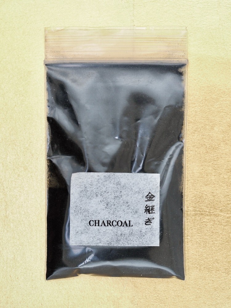 Fine Charcoal Cleaning/Polishing Powder – (5g) For Traditional Japanese Kintsugi