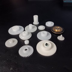 Lot of 13 Nylon Gears, Brass Wheel From Various Drives Arts, Crafts, Steam Punk
