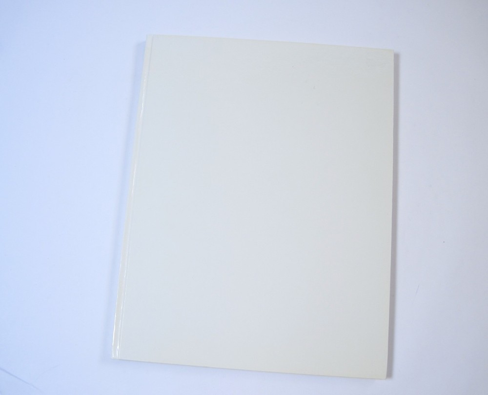 Sketchbook 13″ x 17″ Hardcover, Case Binding – Off White Boards, White Paper