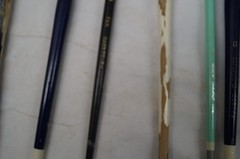 LOT (50) Brushes Ovaliry Mostly Royal USA Mixed Sizes Brushes Are Great F151