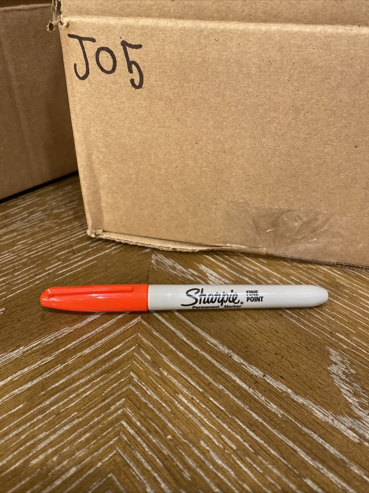 Sharpie Permanent Fine Point Marker Red (SAN30002)