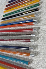 23 Vtg Sargent Art Eberhard Faber Mongol & Dom’s Colored Color Pencils Used USA