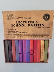 Vintage Brushes Colors By Sargent Lectures School Pastels No.6212, 12 sticks