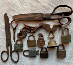 STEAMPUNK Parts for Artists-2 pounds lot-metal based, small salvage, FD#3