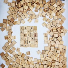 100 Pcs Wood Blank Letter Tiles, 20x18mm/0.8×0.71 inch, 4mm/0.16 inch thick