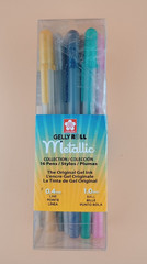 Sakura Gelly Roll .4mm Multi Color Metallic 16 Pen Set; medium type of line;