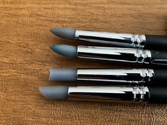 Lot of 4 Catalyst Princeton #15 & 4 Artist’s Loft Brushes & Large Palette Knife