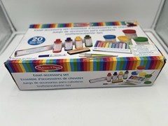 Melissa & Doug Easel Accessory Set – Paint, Cups, Brushes, Chalk, Paper, Marker