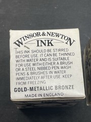 Winsor & Newton Drawing Ink – Silver Metallic Aluminum & Gold Metallic Bronze