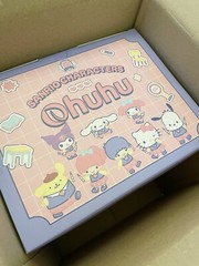 Sanrio x Ohuhu marker collaboration 80-color set. Brush nibs and thick nibs