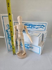 20cm/8in Wooden Male Manikin Posable Figure for Drawing – Articulated Mannequin