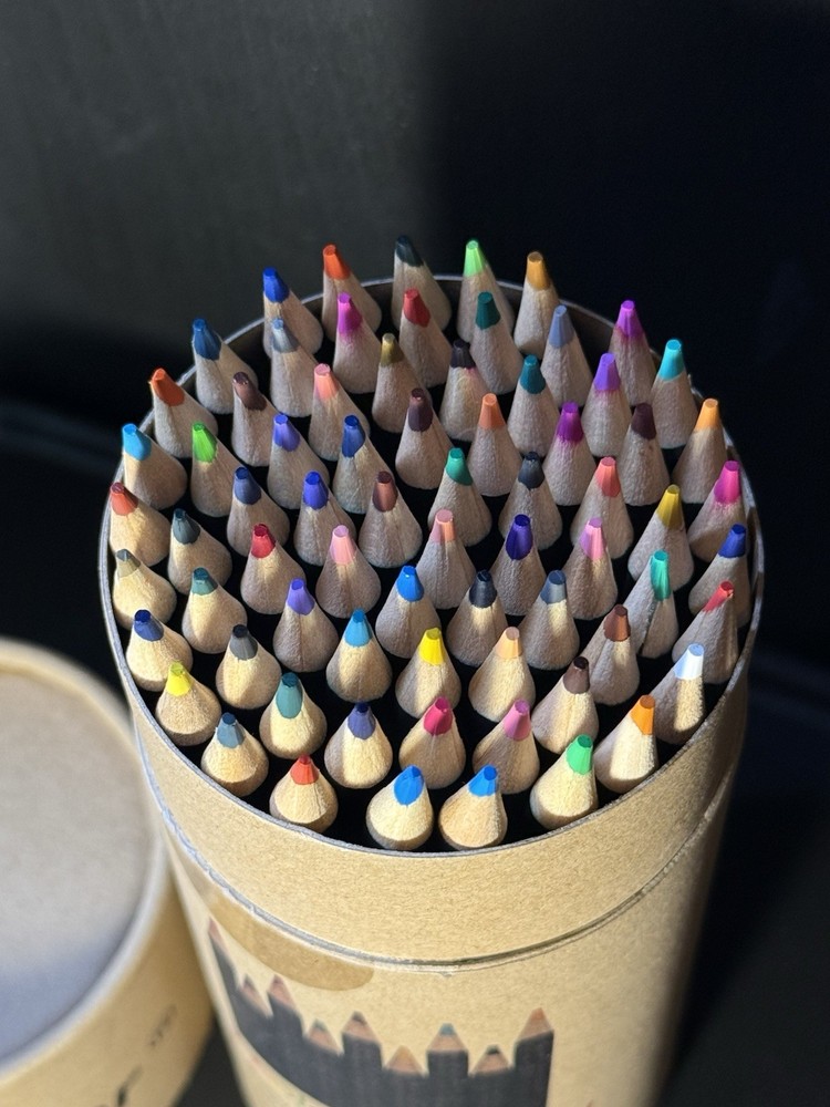 Soucolor 72-Color Colored Pencils for Adult Coloring Books Soft Core New