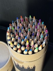Soucolor 72-Color Colored Pencils for Adult Coloring Books Soft Core New