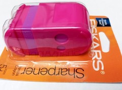 Fiskars 95900 Mess Less Pencil or Crayon Sharpener School Art 4pcs.
