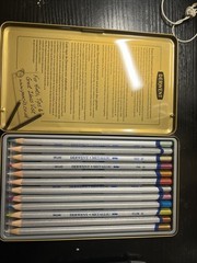 Derwent Metallic 12 Pencils