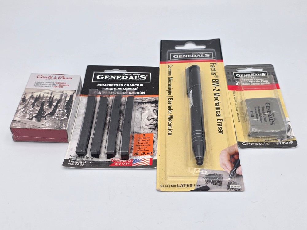 Lot of 4 Artists Sketching/Drawing Items