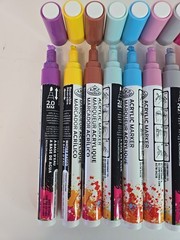 RR | Royal & Langnickel 2.0mm Acrylic Paint Markers Water Based 10ct