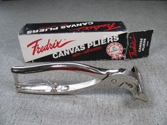 Fredrix Canvas Pliers Extra Wide Sure Grip Serrated Jaws 7400 Chrome Plated EUC