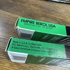 Berol Paper Wrapped 173T Black (22) 164T White (8) China Markers- Grease Pencils