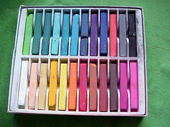VTG 36 Pastels – KOSS 24 SQUARE MADE IN KOREA in Box Plus Free Small Set